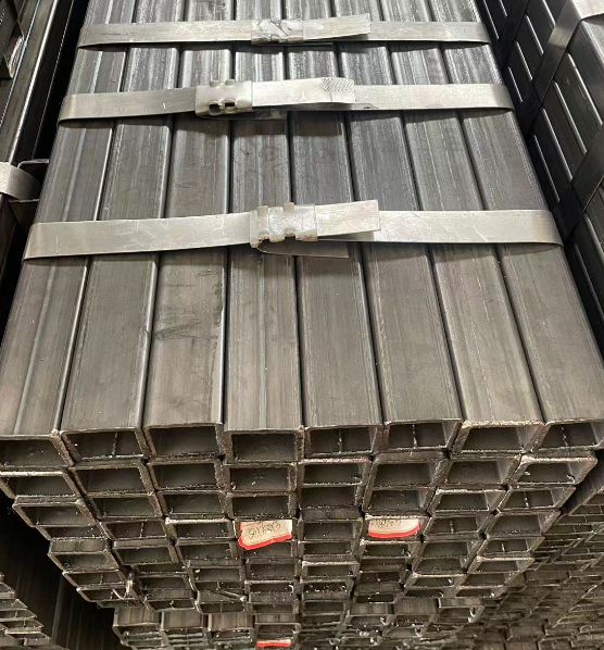 吐鲁番工业用梯子 镀锌管焊接梯子 铁梯子方管梯